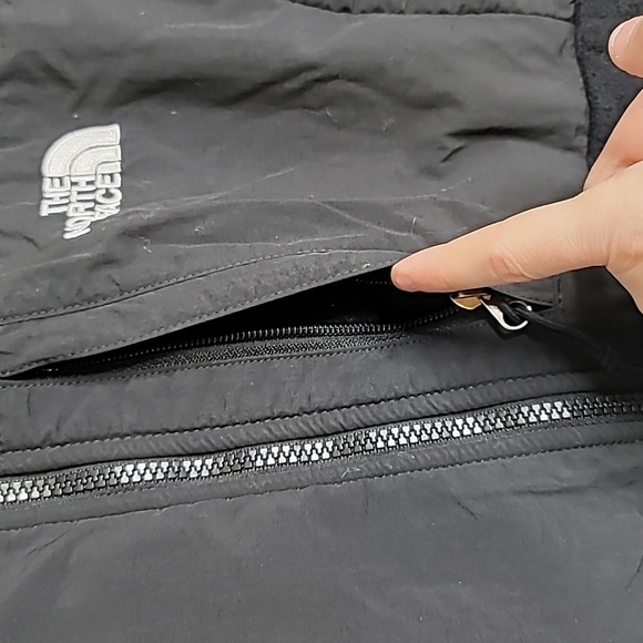 The North Face Women's size Medium fleece Delani jacket - Picture 8 of 11